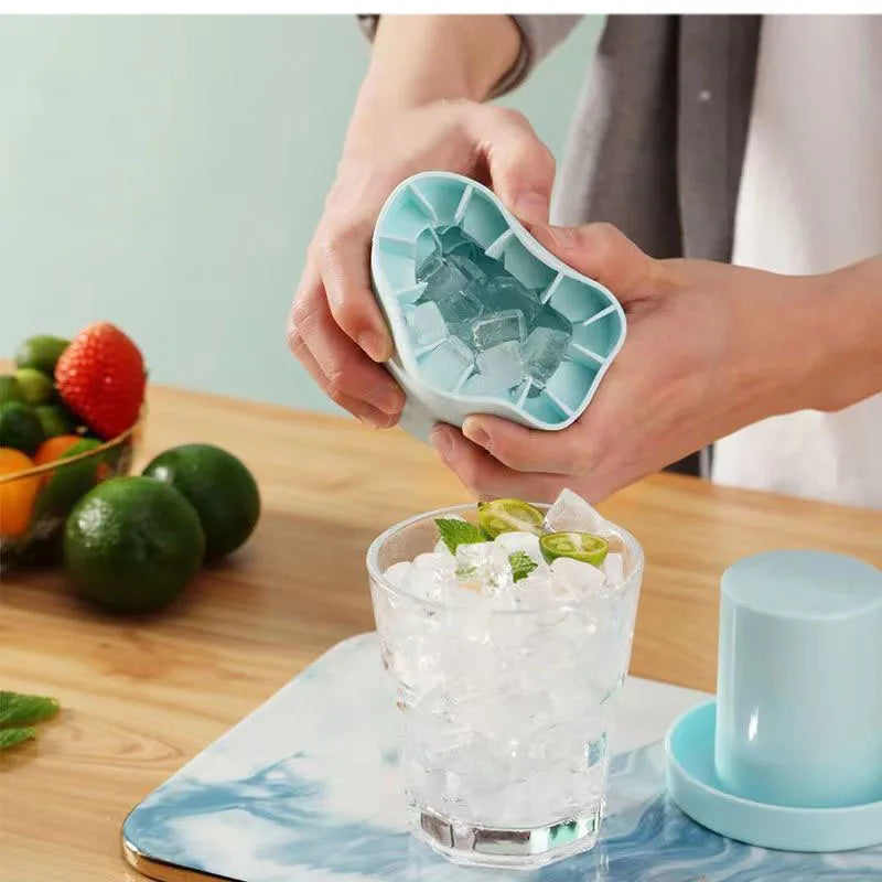 Round Silicone Ice Cube Mold – Compact, Creative & Refreshing