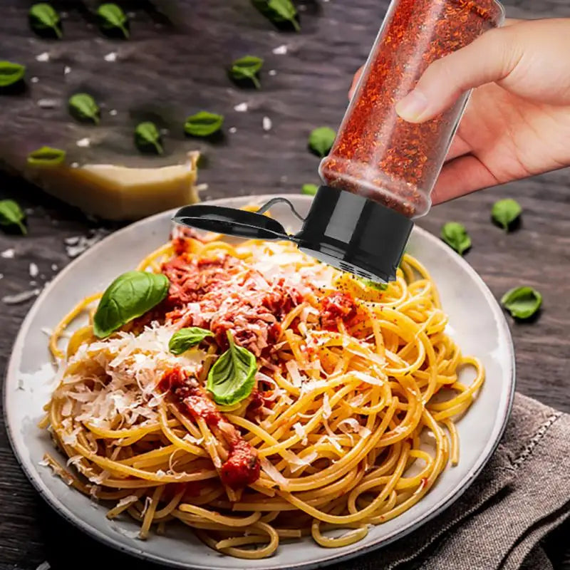 1CS Plastic Spices Condiment Jar Salt Pepper Boxes For Kitchen Gadget Tool Organizer Storage 100MLSeasoning Shaker Bottles