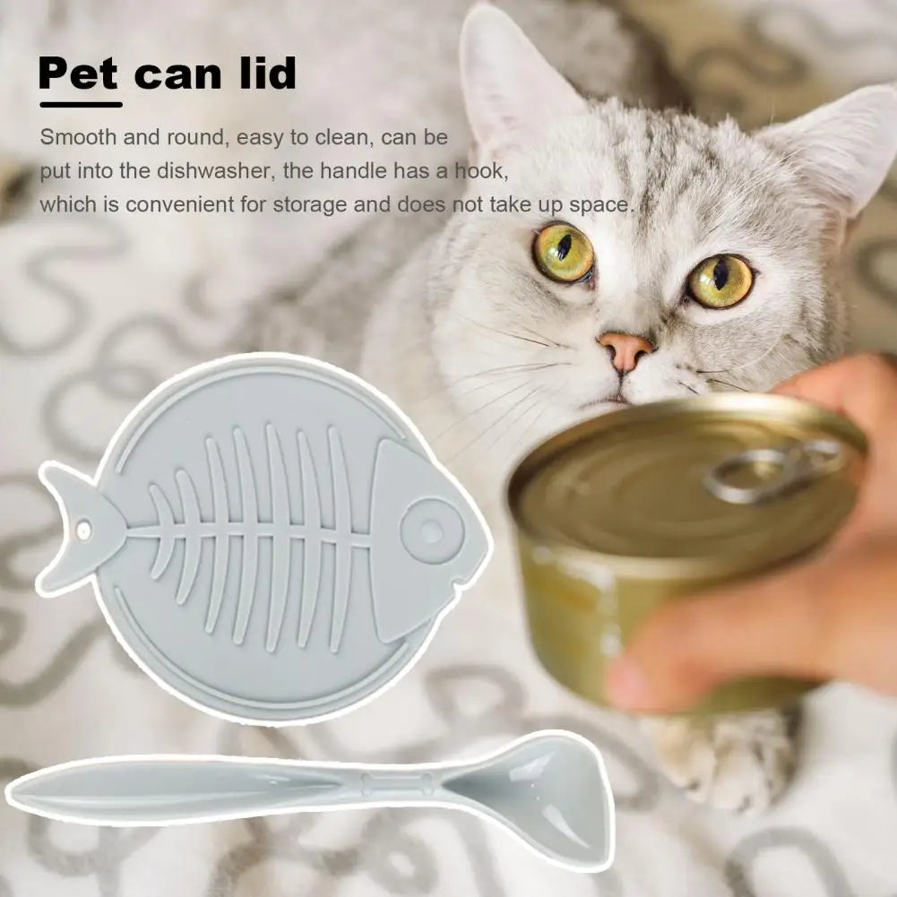 Silicone Pet Can Lid with Spoon Cat Can Cover Fresh-keeping for Dog Wet Food Storage Topper for 3/5 /5.1/5.5/13/13.2 Oz Cans