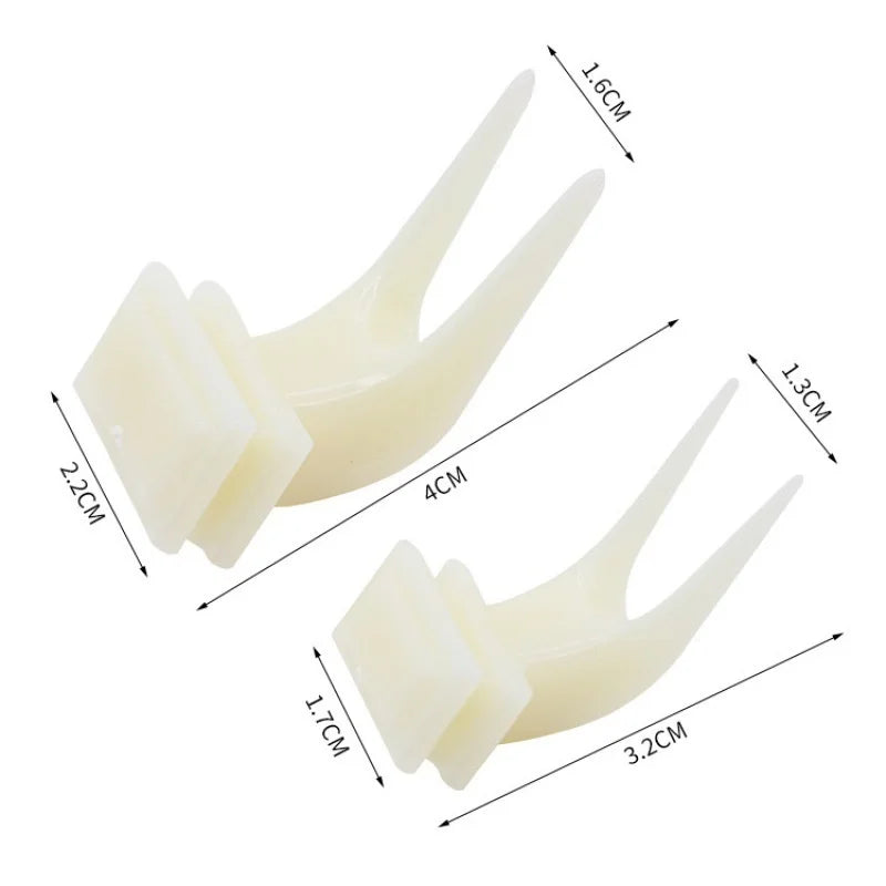 1Pcs Bird Fruit Fork Parrot Bird Food Fork Birdcage Food Rack Parrot Toy Pet Feeder Bird Feeding Supplies Birdcage Accessories